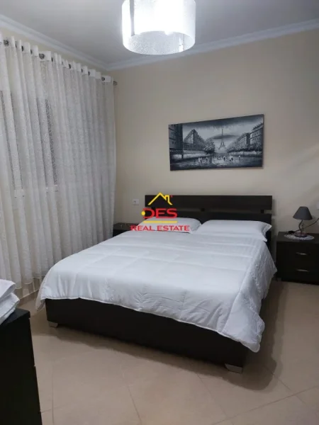 Vlore, shitet apartament 1+1+Ballkon Kati 3, 76 m² (Rruga Murat Tërbaçi)