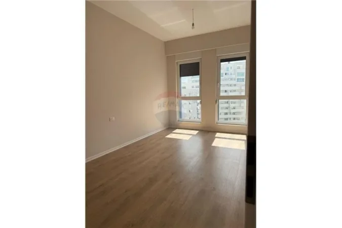 Tirane, shitet apartament 2+1+Aneks+Ballkon Kati 4, 91 m² 190.000 € (21 Dhjetori)