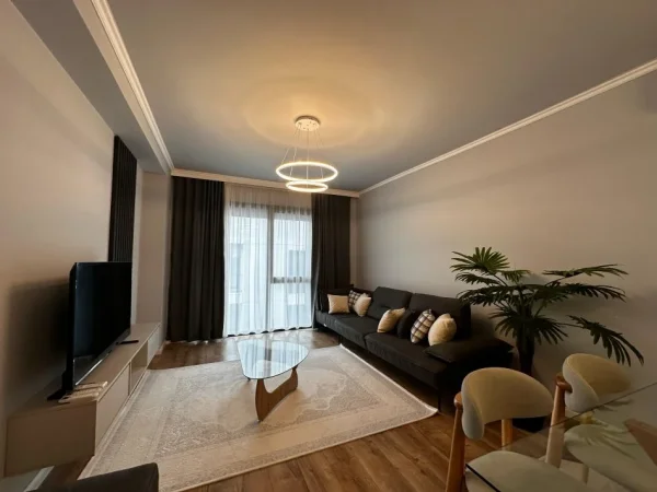 Tirane, jap me qera apartament 2+1 Kati 3, 117 m² 1.500 € (Liqeni i Thate)