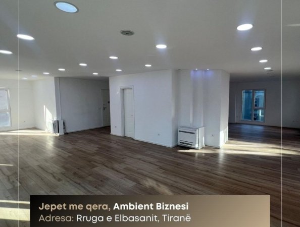 Tirane, jepet me qera ambjent biznesi Kati 2, 120 m² 2.300 € (Rruga Elbasanit)