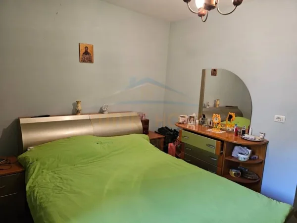 Shitet, Apartament 3+1 tek 21 Dhjetori, Tirane.