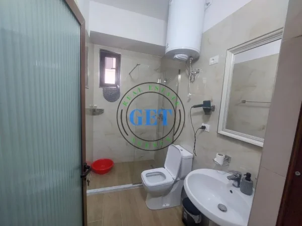 Durres, jepet me qera garsonier 1+1 Kati 0, 35 m² 350 € 