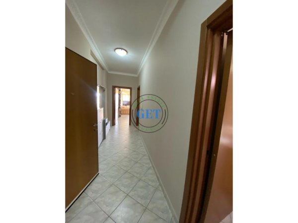 Durres, jepet me qera apartament 2+1 Kati 8, 107 m² 450 € 