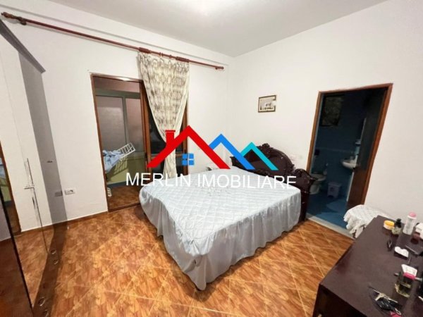 Tirane. Jepet me qera Vile 2 kateshe , me 229.1 m2 ndertim, per  1.500 € (RRUGA PASHO HYSA, NE ALI DEM)