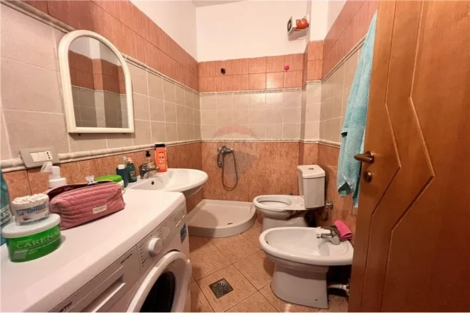 Vlore, shitet apartament 2+1+Aneks+Ballkon Kati 5, 94 m² 106.000 € (Transballkanike)