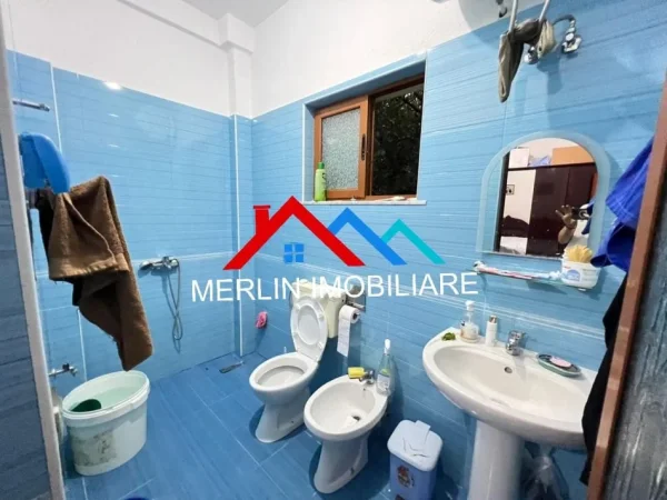 Tirane, shitet Vile  2 kateshe, me siperfaqe ndertimi 229.1 m² per 400.000 € (RRUGA PASHO HYSA, ALI DEMI)