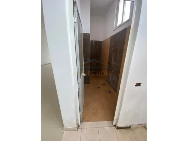 Durres, shitet ambjent biznesi Kati 0, 200 m² 260.000 € (UKD)