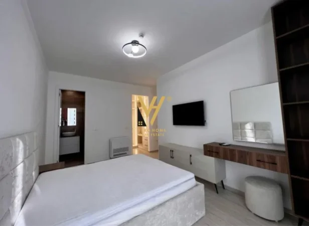 Tirane, jepet me qera apartament 2+1+Ballkon Kati 0, 100 m² 1.700 € (LIQENI ARTIFICIAL)