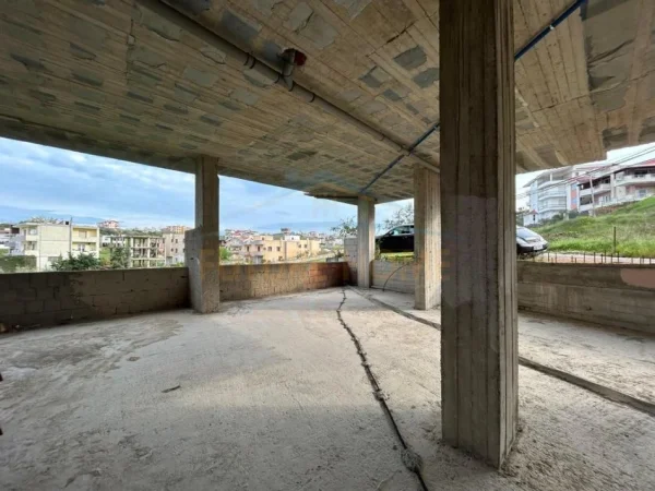 Durres, shitet ambjent biznesi Kati 0, 252 m² 201.600 € (Plepa Durres)