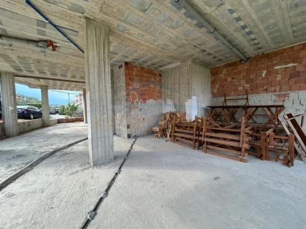 Durres, shitet ambjent biznesi Kati 0, 252 m² 201.600 € (Plepa Durres)