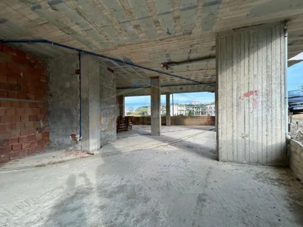 Durres, shitet ambjent biznesi Kati 0, 252 m² 201.600 € (Plepa Durres)