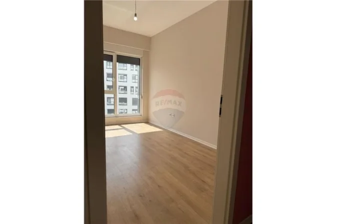 Tirane, shitet apartament 2+1 Kati 8, 92 m² 190.000 € (21 Dhjetori)