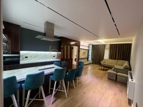 Tirane, jepet me qera apartament 2+1 Kati 2, 119 m² 800 € (Astiri, Tirana, Albania)