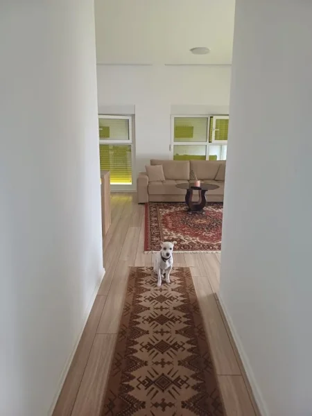 Tirane, jepet me qera apartament 2+1+Ballkon Kati 4, 90 m² 450 € (Ali demi (kompleksi Mangalem ))