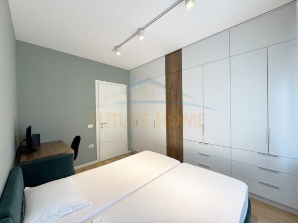 Tirane, shitet 1+1+Ballkon Kati 3, 145.000 € (Nexho Konomi)