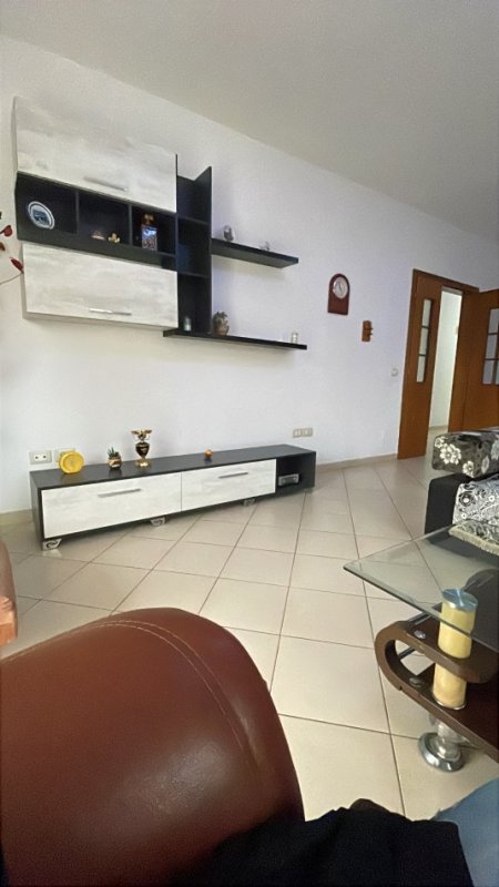 Tirane, jepet me qera apartament 1+1+Aneks+Ballkon Kati 2, 75 m² 300 € (Violeta Manushi)