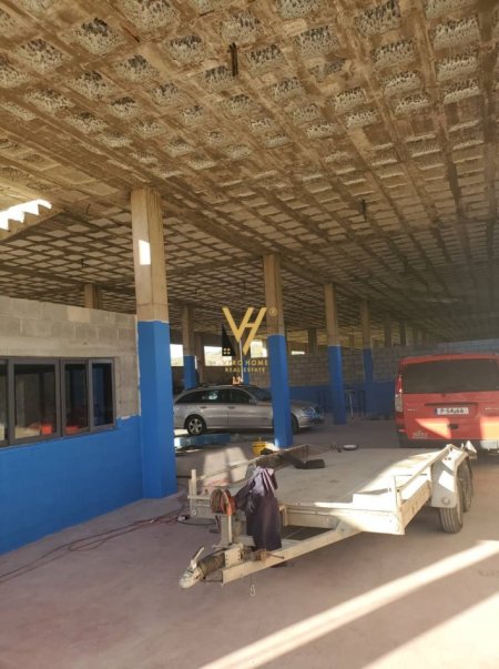 Tirane, jepet me qera magazine Kati 0, 400 m² 1.200 € (VORE)