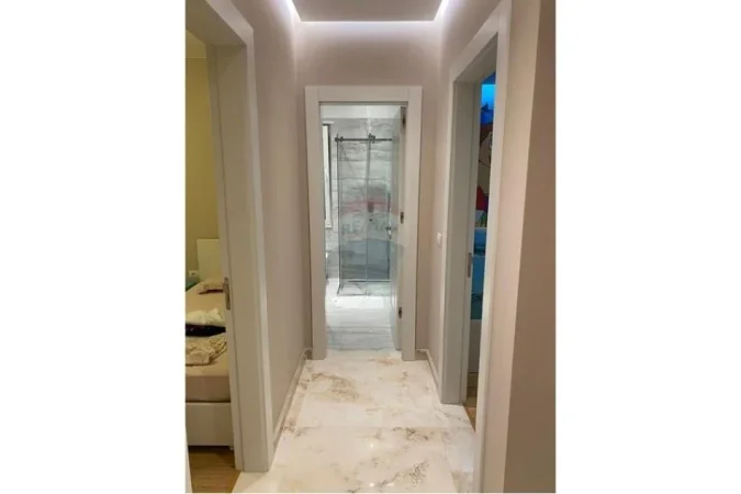 Durres, shitet Vile 3+1 Kati 2, 280 m² 870.000 € (Gjiri i Lalzit)