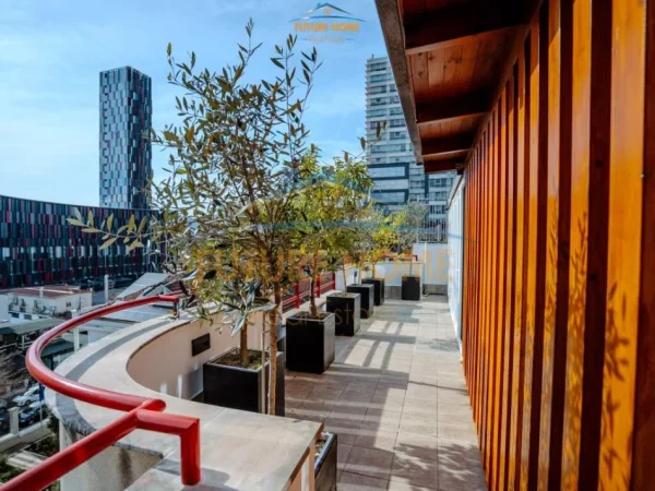 Tirane, shitet apartament 4+1+Aneks+Ballkon , 413 m² 2.000.000 € (Blloku)