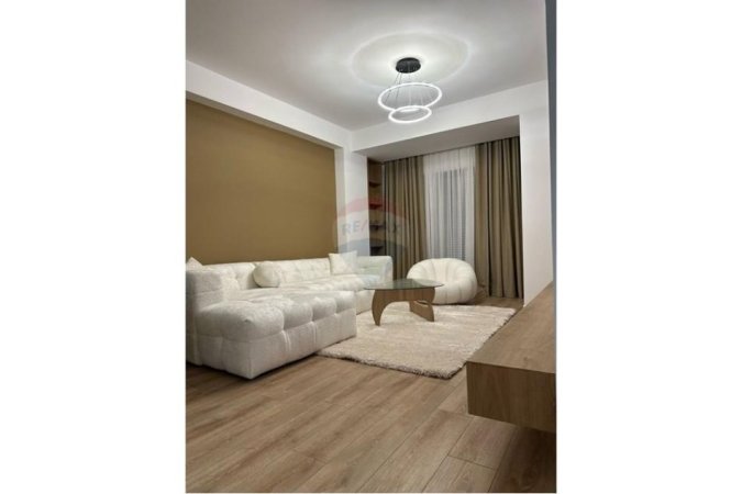 Tirane, shitet apartament 1+1+Ballkon Kati 1, 85 m² 157.000 € 