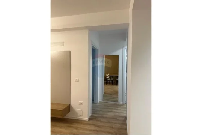 Tirane, shitet apartament 1+1+Ballkon Kati 1, 85 m² 157.000 € 