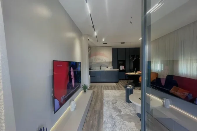 Tirane, shitet apartament 2+1+Ballkon Kati 5, 119 m² 270.000 € (Tregu Elektrik I Ri)