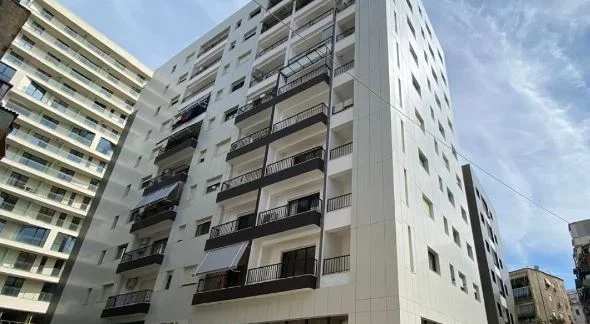 Tirane, shitet apartament 1+1 Kati 8, 106 m² 264.000 € (Rruga e Durresit)