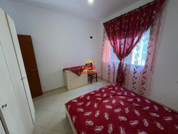 Vlore, shitet apartament 1+1+Ballkon Kati 6, 52 m² 82.000 € (Rruga Çajupi)