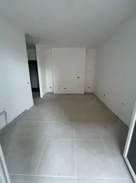 Tirane, shitet apartament 2+1 , 94 m² 97.850 € (Univers City)