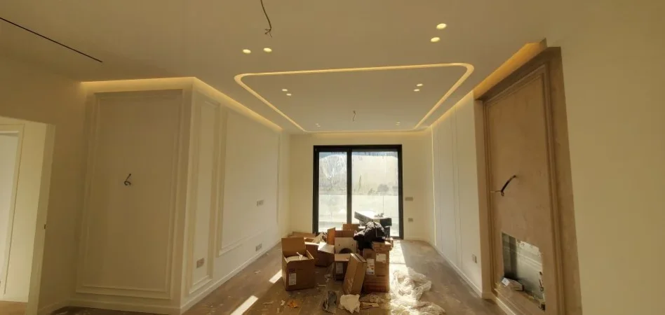 Tirane, Ofrojme punime dekorative dhe lyerje