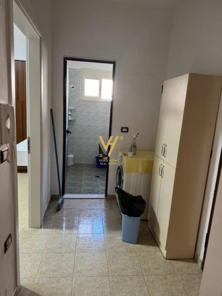 Tirane, jepet me qera apartament 1+1+Ballkon Kati 2, 70 m² 450 € (5 MAJI)