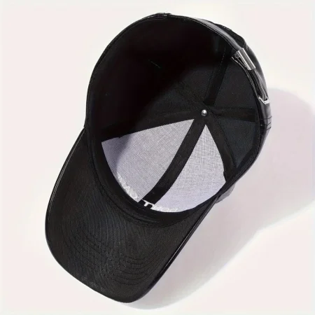 Tirane, shes Kapele Lëkure – Stil Klasik që Bie në Sy! 15 €