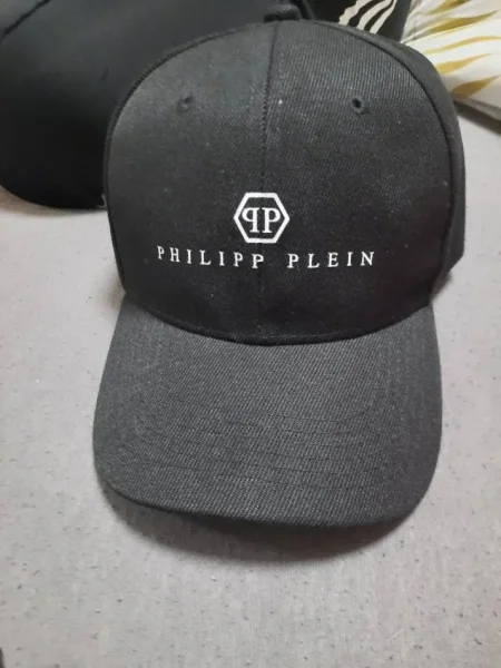 Tirane, shes Philipp Plein – Stil Luksoz &amp; Guximtar! 15 €