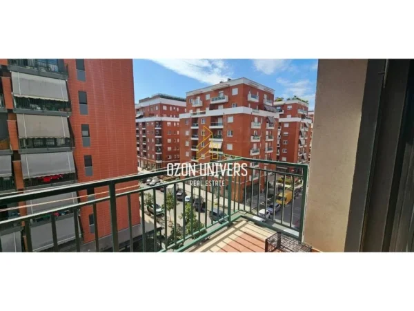 Tirane, jepet me qera apartament 3+1+Ballkon Kati 4, 110 m² 700 € (Green City Residence ,Astir)