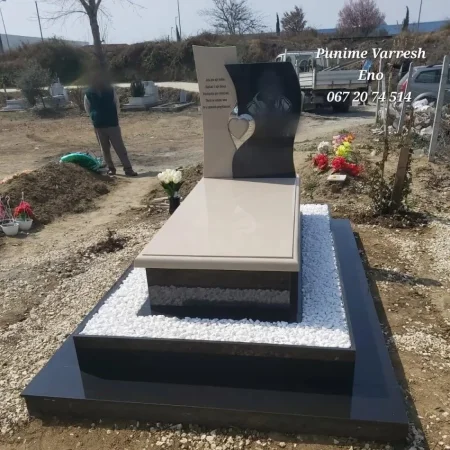 Tirane, ofroj Modele varresh te ndryshme - varre mermer - varre granit - Punime varresh Kavaj