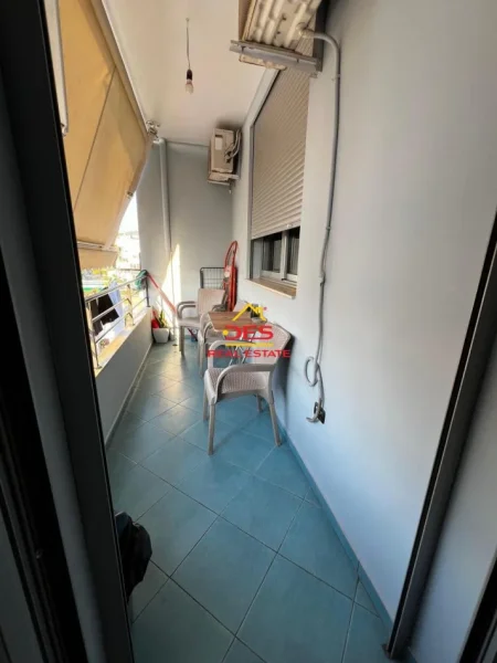 Vlore, shitet apartament 2+1+Ballkon Kati 3, 105 m² 140.000 € (Rruga Enver Jaho)