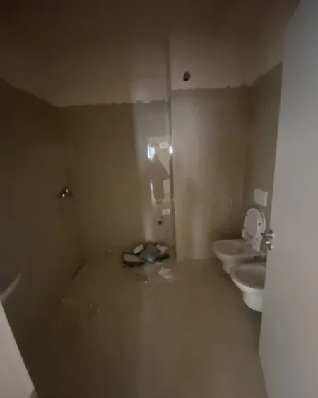 Tirane, shes 2+1+Ballkon Kati 5, 114 m² 150.000 € (Astir, Te Urban Gate)