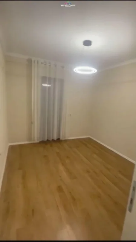 Tirane, jepet me qera apartament 2+1 Kati 4, 90 m² 670 € (asl 2)