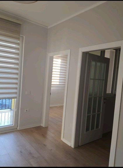 Tirane, jepet me qera apartament 2+1+Aneks+Ballkon Kati 6, 68 m² 450 € (yzberisht)