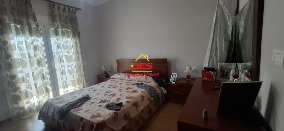 Vlore, shitet Vile 2 Katshe Kati 0, 402 m² 2.208.000 € (Rruga Dervish Hekali)