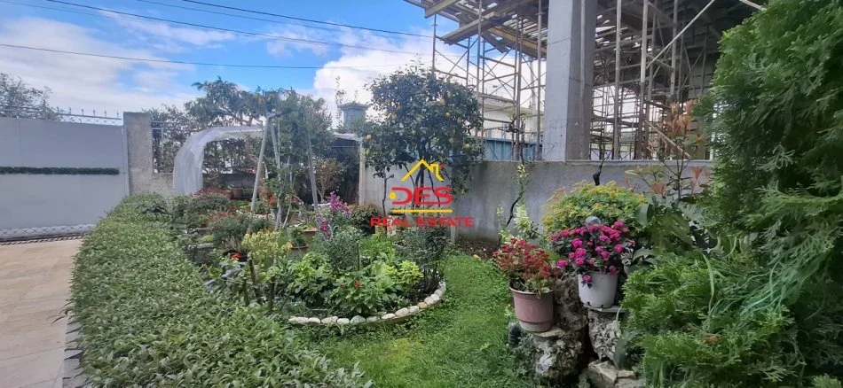 Vlore, shitet Vile 2 Katshe Kati 0, 402 m² 2.208.000 € (Rruga Dervish Hekali)