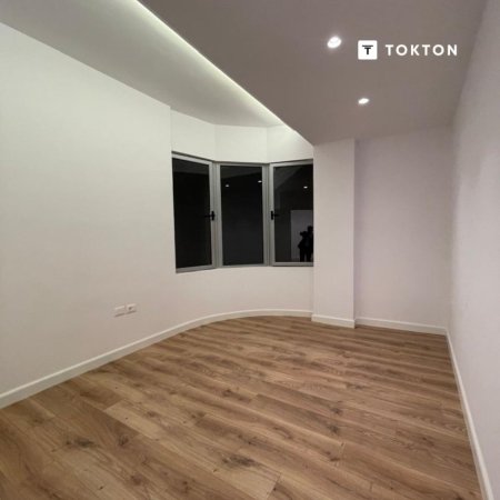 Tirane, shitet apartament 2+1 Kati 10, 101 m² 237.000 € (Rruga e Kavajes)  TT1957