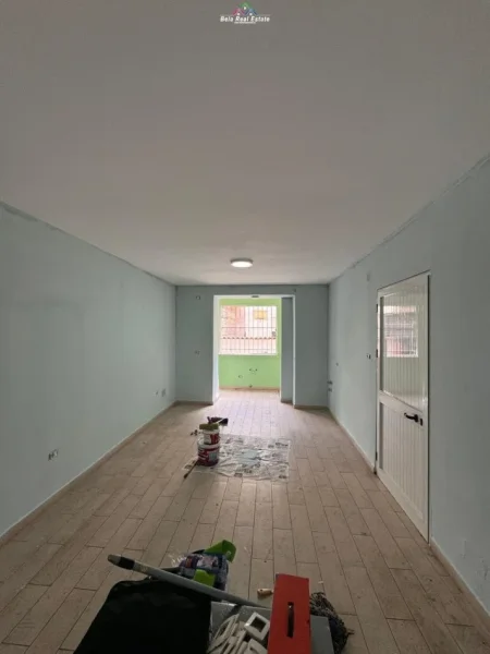 Tirane, jepet me qera Kati 2, 70 m² 700 € (xhamia e tabakeve)