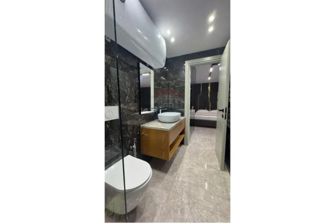 Tirane, shitet garsonier 1+1 Kati 1, 66 m² 152.000 € (Rruga Muhamet Gjollesha)