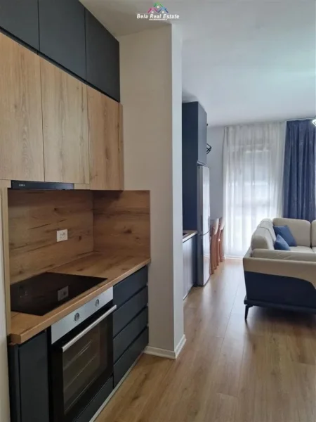Tirane, jepet me qera apartament 1+1+Ballkon Kati 6, 70 m² 600 € (don bosko)