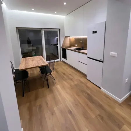 Tirane, shitet apartament 1+1 , 65 m² 159.000 € (Myslym Shyri)