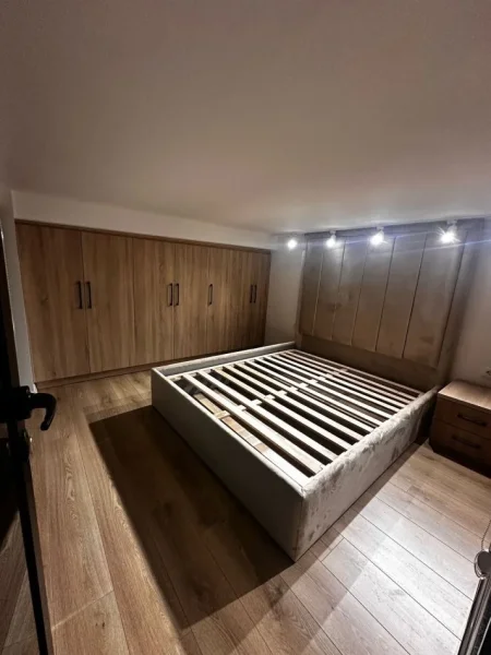 Tirane, shes apartament duplex 1+1 Kati 0, 55 m² 115.000 € (Bulevardi Bajram Curri)