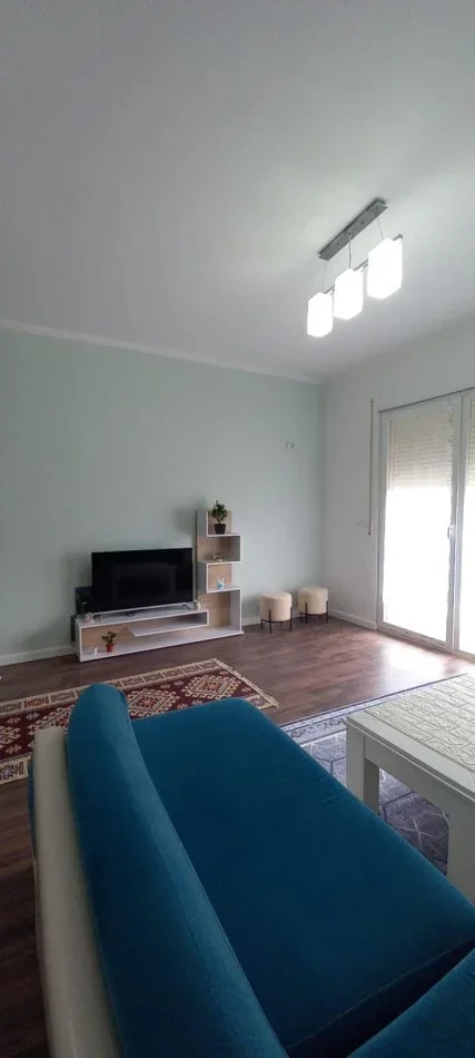 Tirane, shitet apartament 1+1 Kati 4, 83 m² 87.000 € (Hotel Gaxherri)