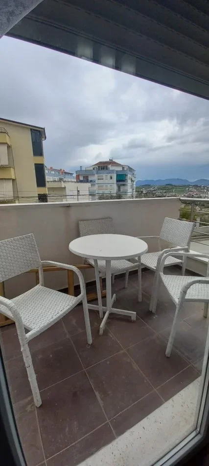 Tirane, shitet apartament 1+1 Kati 4, 83 m² 87.000 € (Hotel Gaxherri)