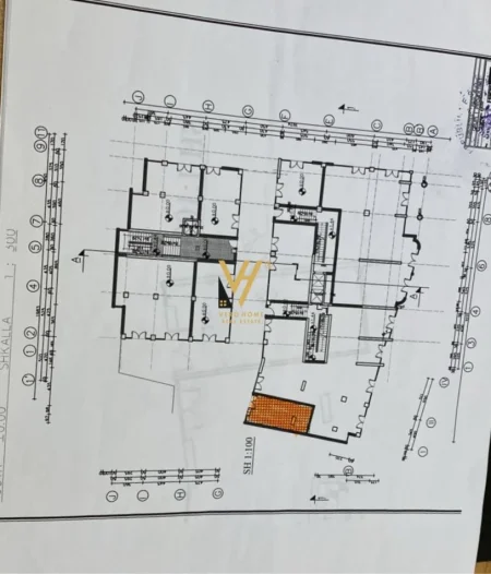 Tirane, jepet me qera ambjent biznesi Kati 1, 32 m² 92.700 € (SELVIA)